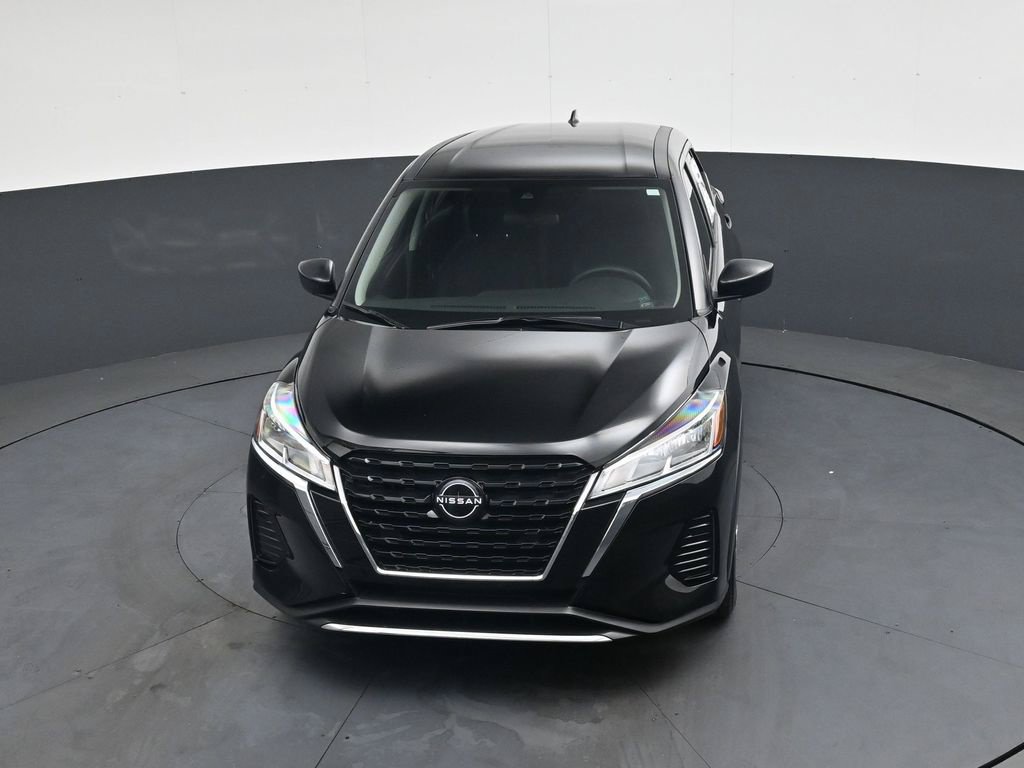 Certified 2025 Nissan Kicks Play S FWD image 34