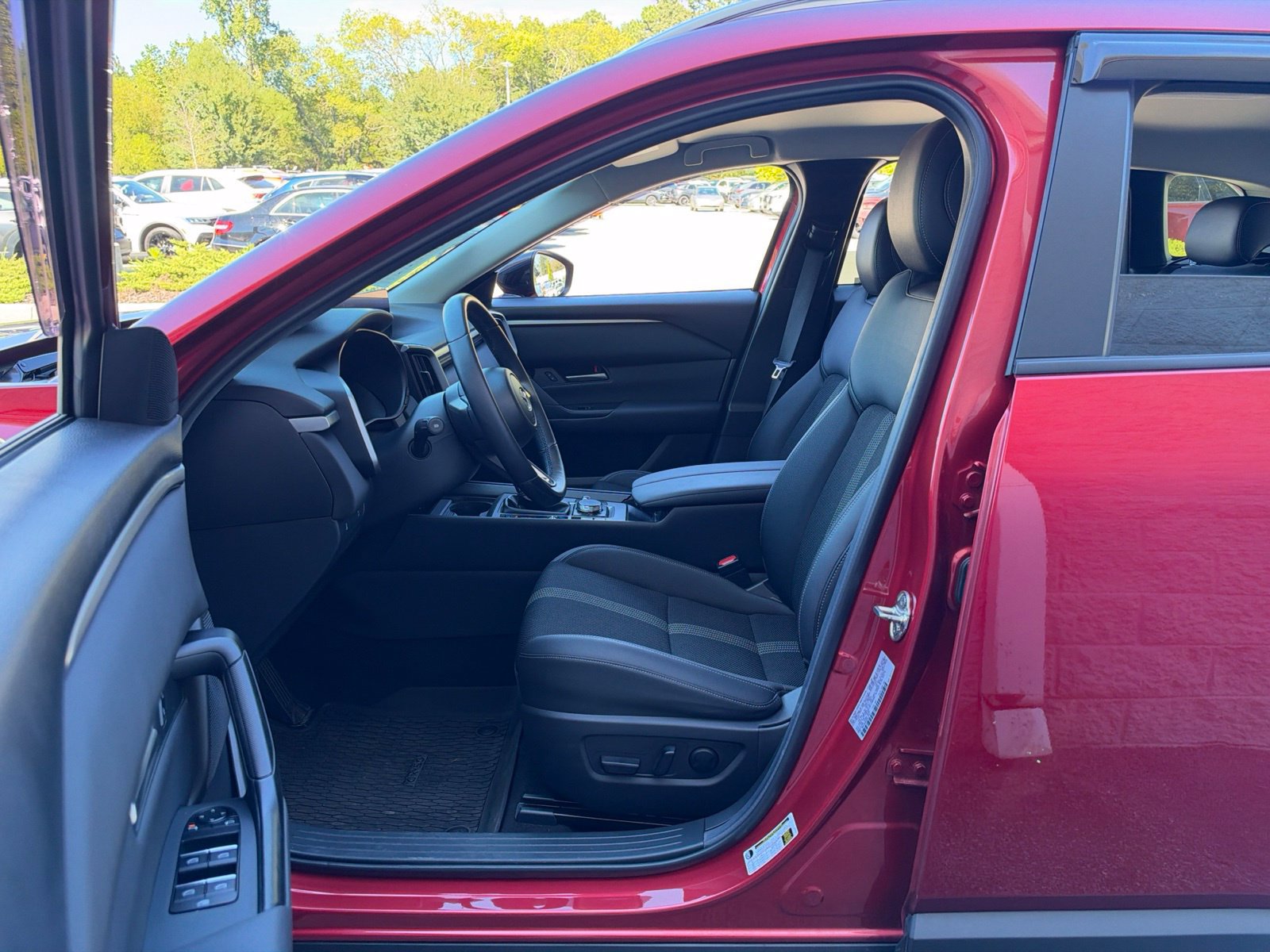 Certified 2024 MAZDA CX-50 AWD 2.5 S w/ Cargo Package image 28
