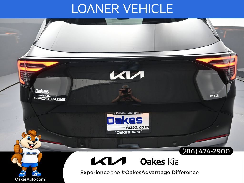 Certified 2026 Kia Sportage EX w/ EX Panorama Roof Package AWD/4WD image 32