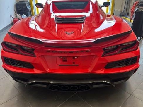 Used 2025 Chevrolet Corvette Z06 RWD image 4