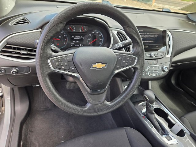Used 2024 Chevrolet Malibu LT FWD image 9