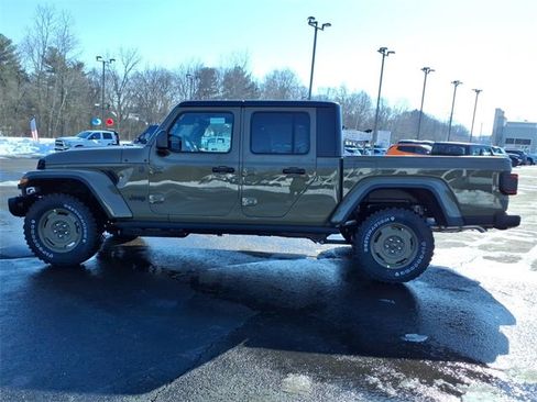 New 2026 Jeep Gladiator Willys image 4