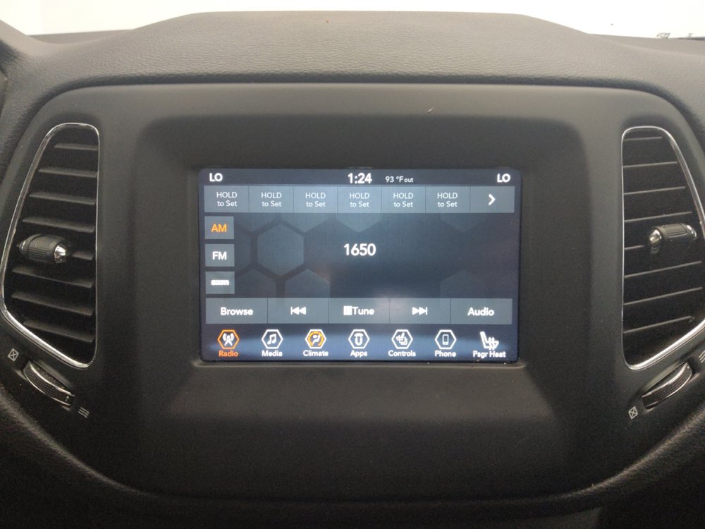 Used 2020 Jeep Compass Latitude w/ Popular Equipment Group AWD/4WD image 25