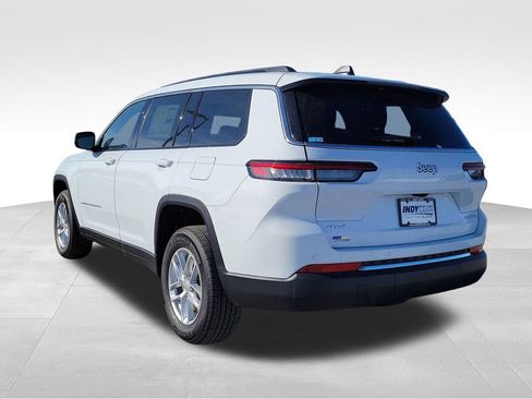 New 2025 Jeep Grand Cherokee L Laredo image 6