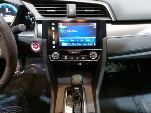 Used 2018 Honda Civic EX image 19