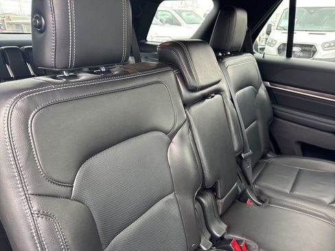 Used 2018 Ford Explorer Limited w/ Equipment Group 301A image 41