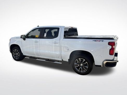 Used 2023 Chevrolet Silverado 1500 LT AWD/4WD image 2
