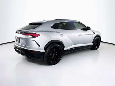 Used 2022 Lamborghini Urus AWD/4WD image 5