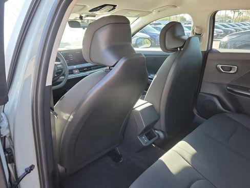 New 2026 Kia K4 LXS image 15