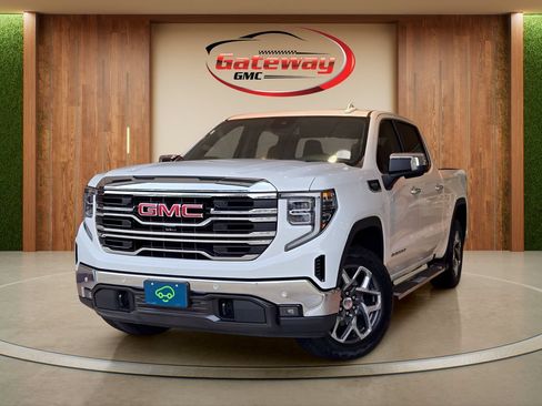 Used 2023 GMC Sierra 1500 SLT AWD/4WD image 1