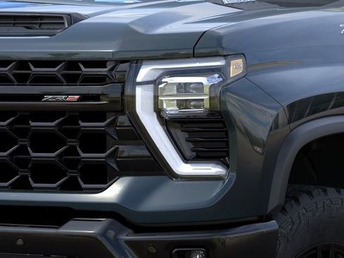 Used 2026 Chevrolet Silverado 2500 ZR2 AWD/4WD image 11