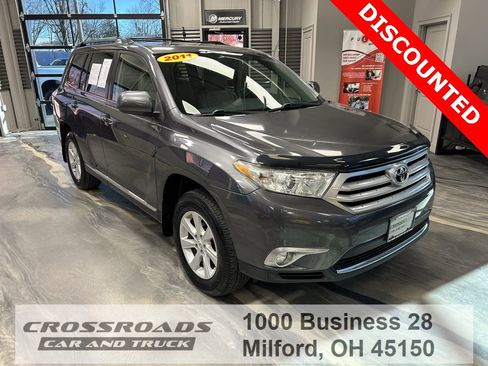 Used 2011 Toyota Highlander SE image 1