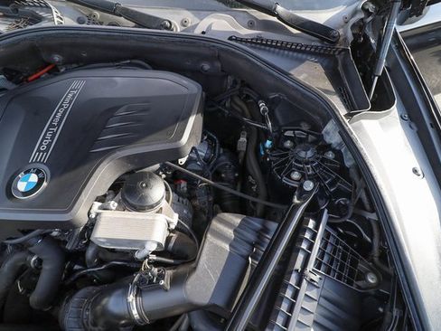 Used 2015 BMW 528i xDrive 528i xDrive image 30