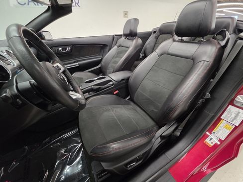 Used 2017 Ford Mustang GT Premium w/ Equipment Group 401A image 29