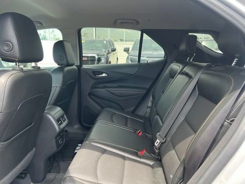 Used 2020 Chevrolet Equinox Premier FWD image 16