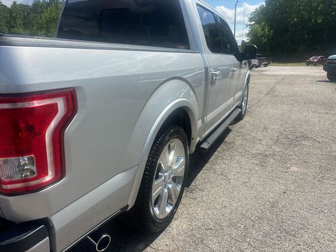 Used 2016 Ford F150 XLT w/ Equipment Group 302A Luxury RWD image 9