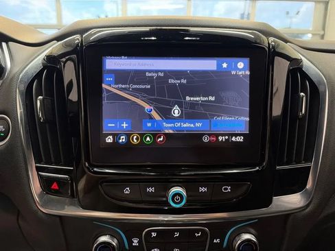Used 2023 Chevrolet Traverse RS AWD/4WD image 24