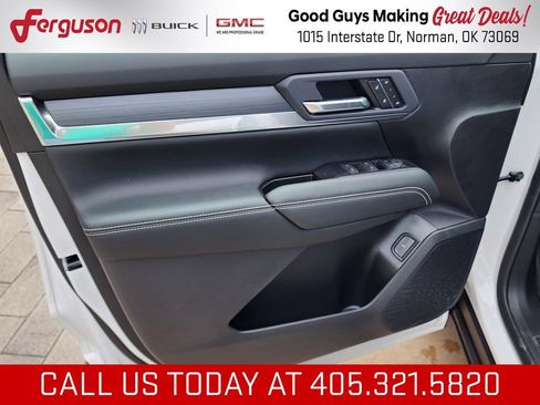 New 2027 GMC Terrain Elevation w/ Elevation Premium Package FWD image 12