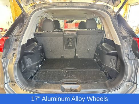 Used 2020 Nissan Rogue SV AWD/4WD image 9