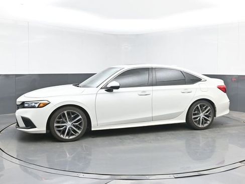 Used 2023 Honda Civic Touring image 11