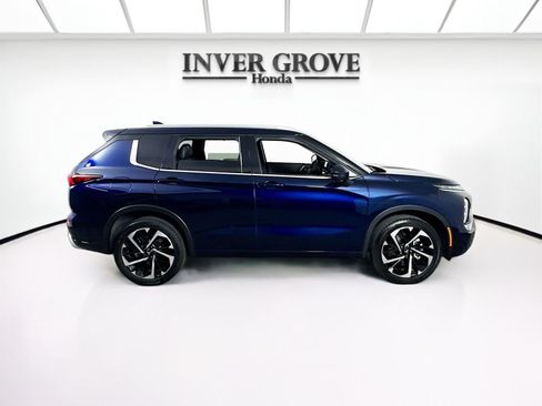 Used 2024 Mitsubishi Outlander SEL AWD/4WD image 4