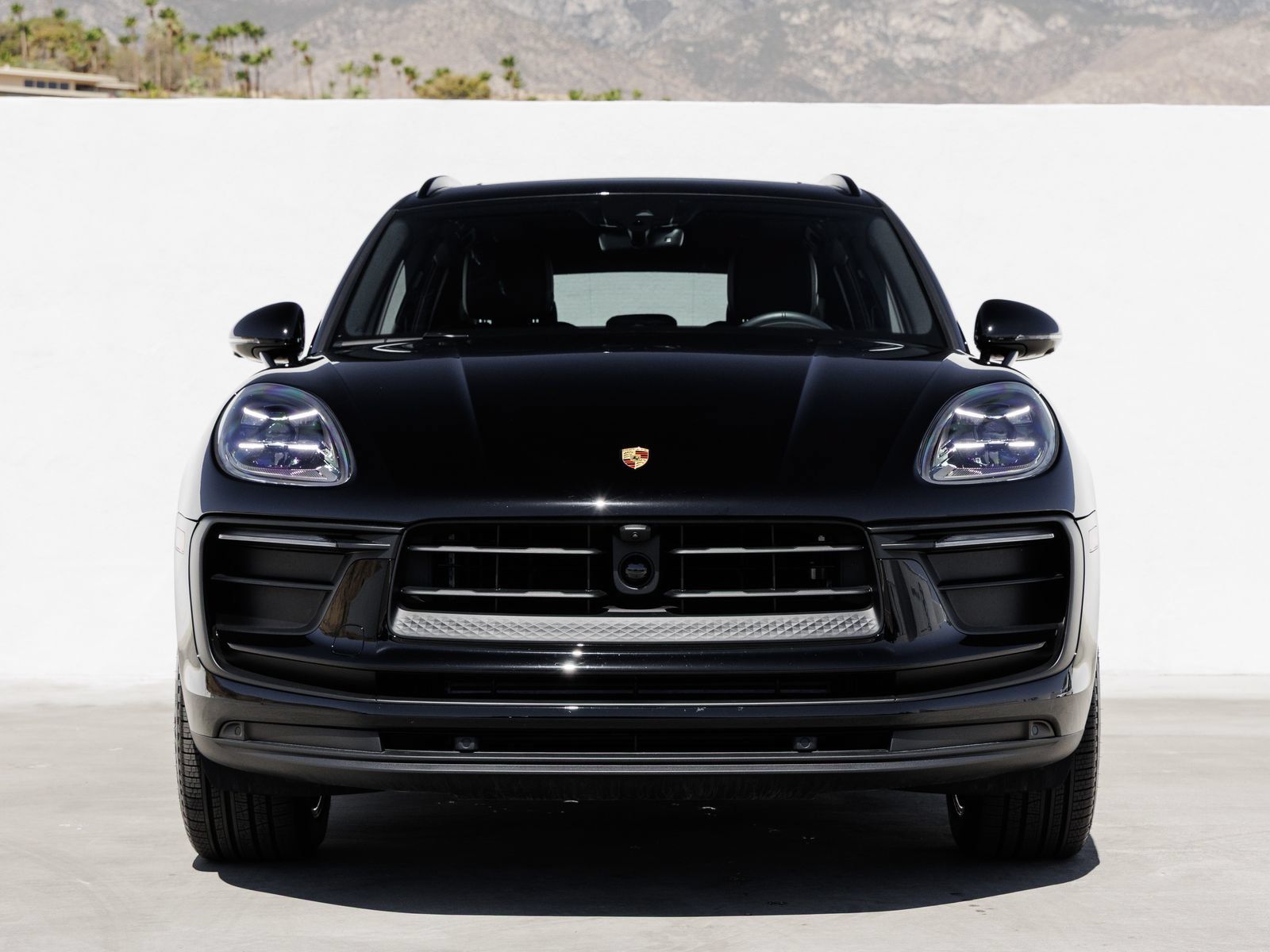 Used 2026 Porsche Macan AWD/4WD image 10