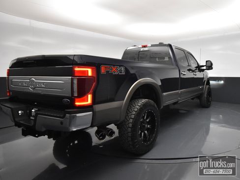 Used 2022 Ford F350 King Ranch w/ King Ranch Ultimate Package AWD/4WD image 50