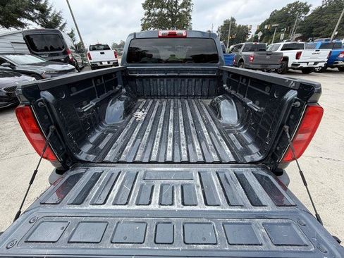 Used 2020 Chevrolet Colorado LT RWD image 5