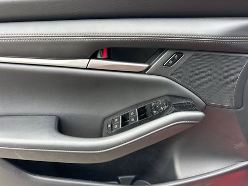 Certified 2025 MAZDA MAZDA3 s image 11