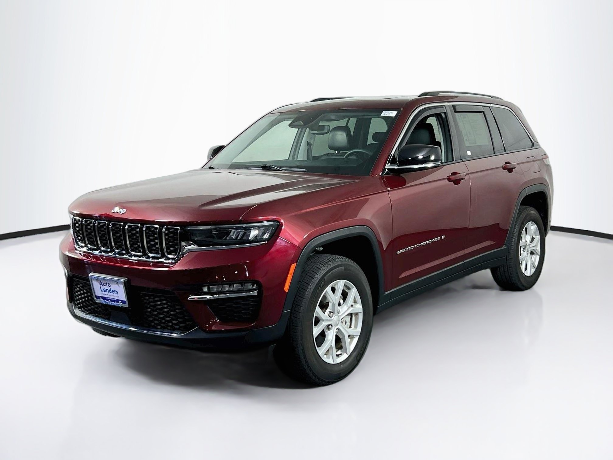 Used 2023 Jeep Grand Cherokee Limited AWD/4WD image 1