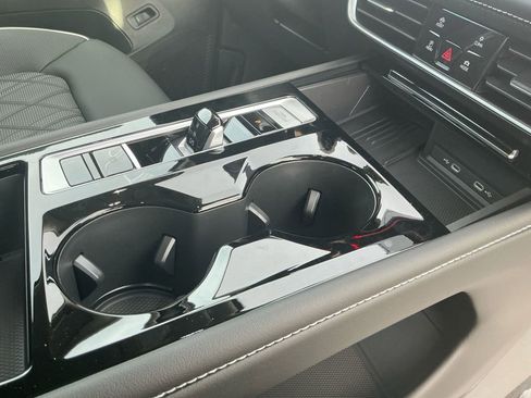 New 2026 Volkswagen Atlas SEL Premium R-Line image 17