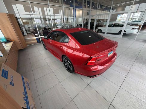 Used 2019 Volvo S60 T6 R-Design AWD/4WD image 8