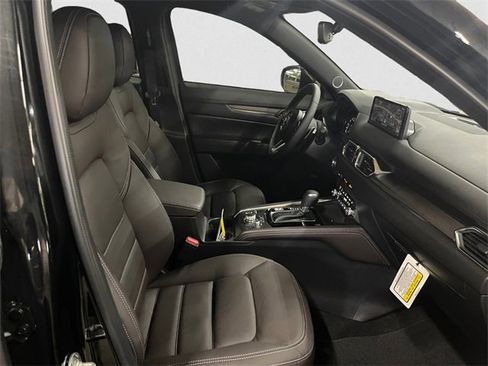 New 2025 MAZDA CX-5 Signature image 25