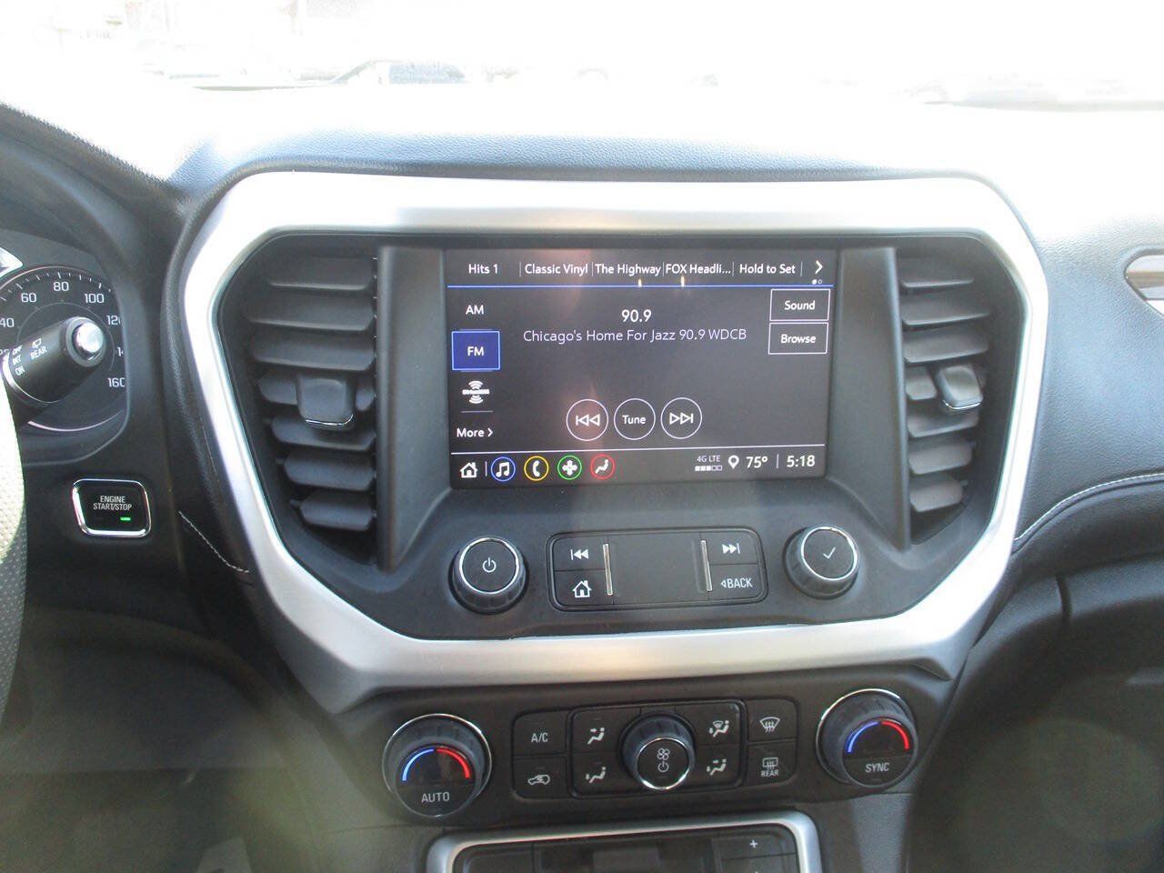 Used 2023 GMC Acadia SLE w/ Driver Convenience Package FWD image 22