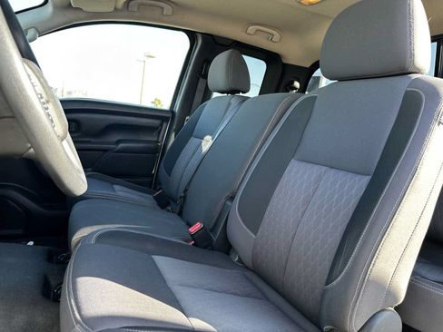Used 2023 Nissan Titan S RWD image 16