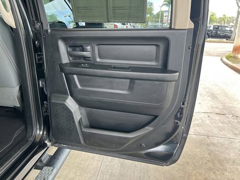 Used 2016 RAM 1500 Express w/ Black Ram 1500 Express Group image 29