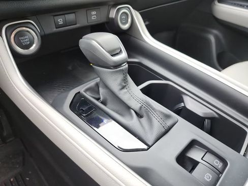 Used 2025 Toyota Grand Highlander FWD image 24