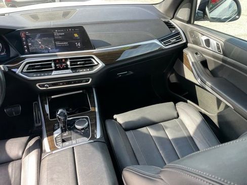 Used 2021 BMW X5 xDrive40i w/ M Sport Package AWD/4WD image 11