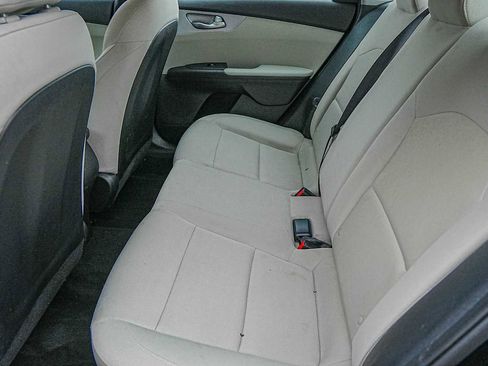 Certified 2023 Kia Forte LXS image 28