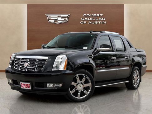 Used 2011 Cadillac Escalade EXT Luxury image 1