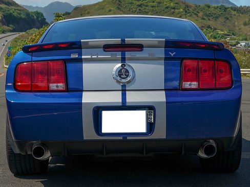 Used 2009 Ford Mustang Shelby GT500 RWD image 5