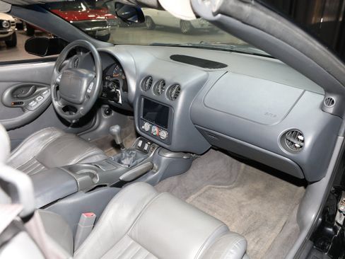 Used 1999 Pontiac Firebird Trans Am RWD image 50