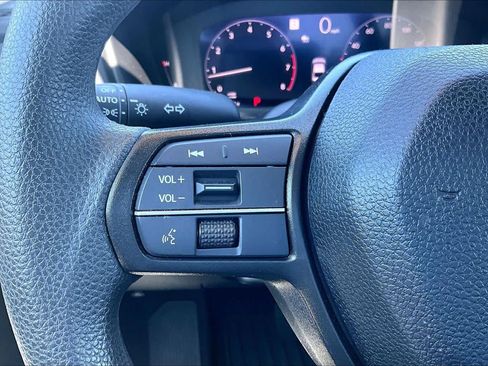 Used 2025 Honda Accord LX image 23