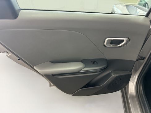 Used 2025 Kia K4 FWD image 26