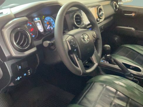 Used 2022 Toyota LTZ AWD/4WD image 19