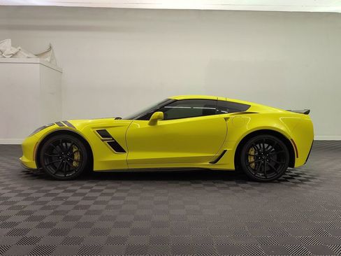 Used 2018 Chevrolet Corvette Grand Sport image 2