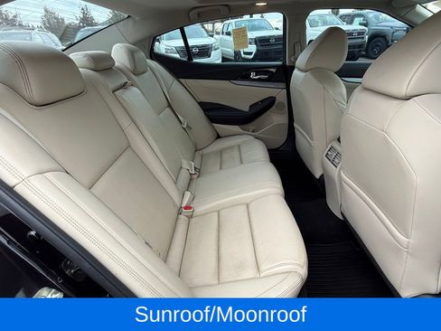 Used 2016 Nissan Maxima 3.5 SL image 14