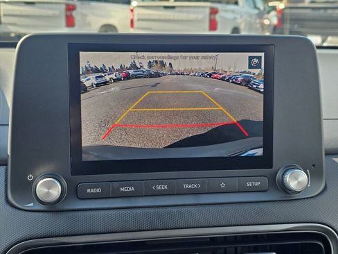 Used 2023 Hyundai Kona SE image 14