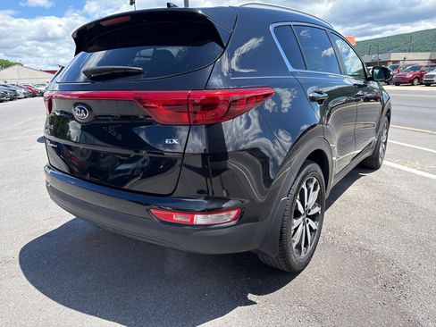 Used 2018 Kia Sportage EX AWD/4WD image 3
