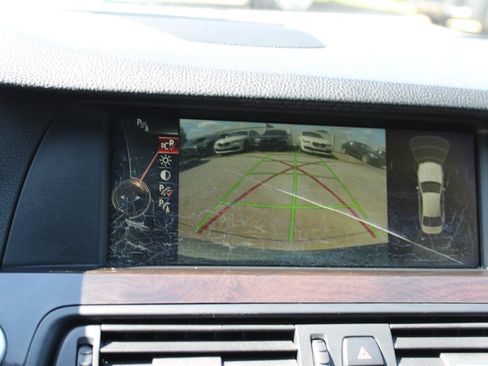 Used 2013 BMW 550i Sedan image 23